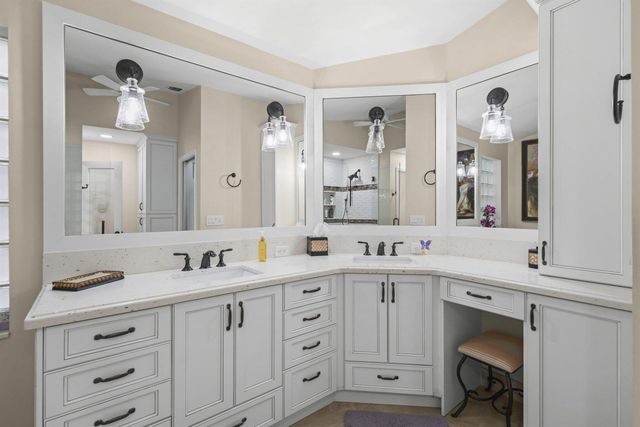 16536 Del Palacio Court, Delray Beach, FL 33484