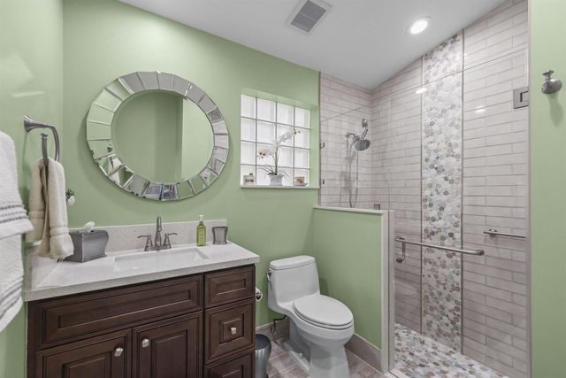 16536 Del Palacio Court, Delray Beach, FL 33484