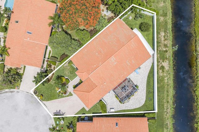 16536 Del Palacio Court, Delray Beach, FL 33484