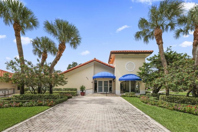 16536 Del Palacio Court, Delray Beach, FL 33484