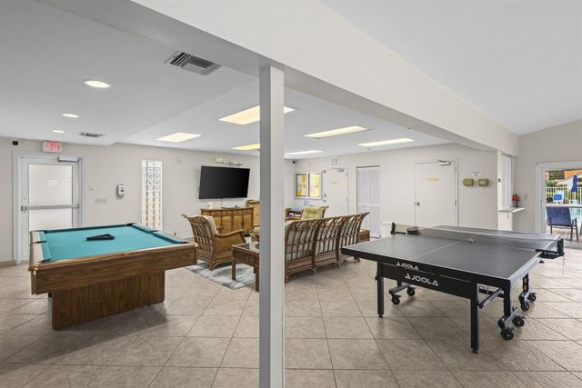 16536 Del Palacio Court, Delray Beach, FL 33484