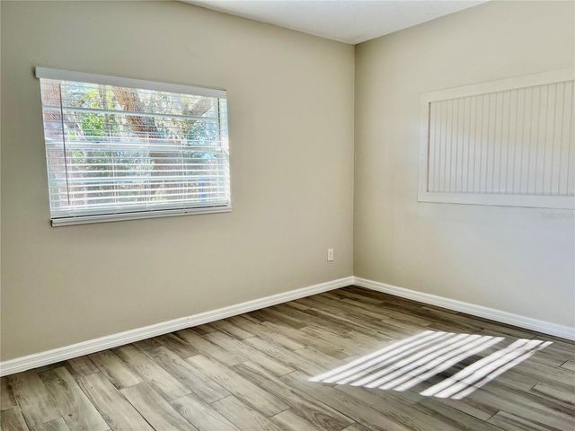 1820 CENTRAL PARK AVENUE, Orlando, FL 32807