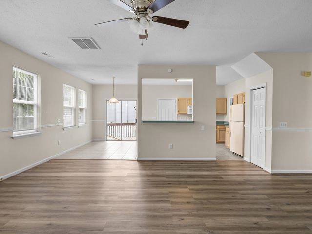 343 Annabel Dr, Boiling Springs, SC 29316