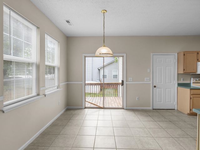 343 Annabel Dr, Boiling Springs, SC 29316