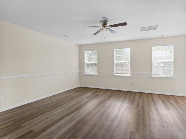 343 Annabel Dr, Boiling Springs, SC 29316