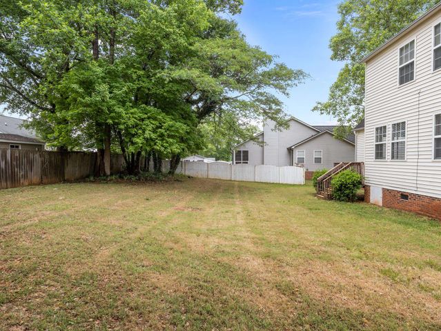 343 Annabel Dr, Boiling Springs, SC 29316