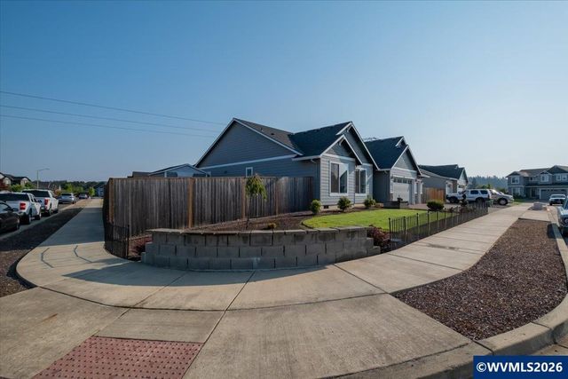 3051 NE Mosey Av, Albany, OR 97321