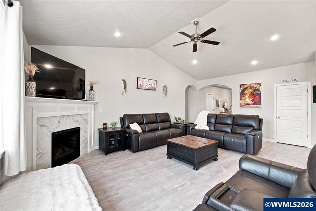3051 NE Mosey Av, Albany, OR 97321