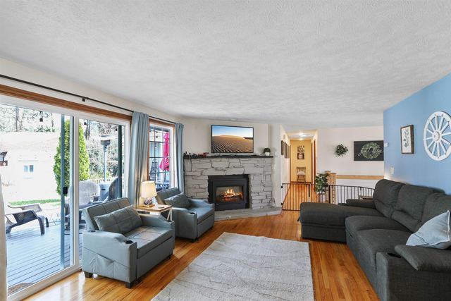 9908 N Glenwood Dr, Spokane, WA 99208