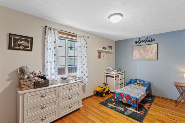 9908 N Glenwood Dr, Spokane, WA 99208