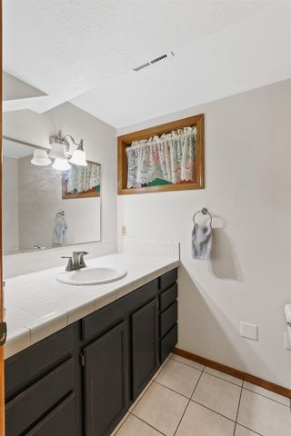 9908 N Glenwood Dr, Spokane, WA 99208