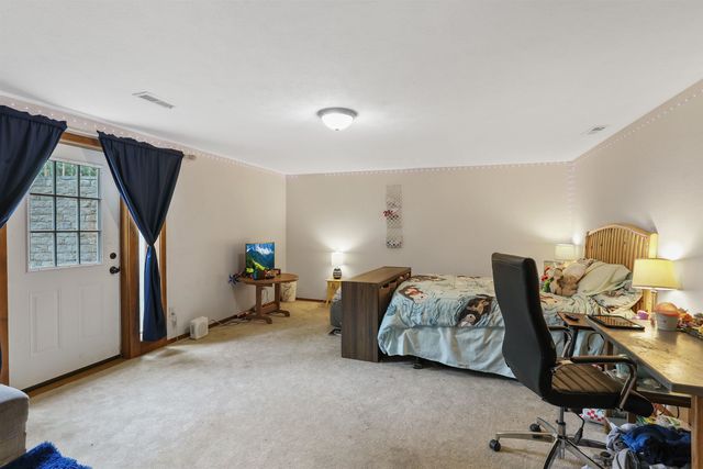 9908 N Glenwood Dr, Spokane, WA 99208