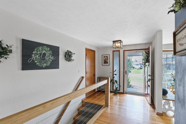 9908 N Glenwood Dr, Spokane, WA 99208