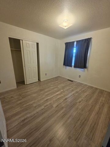 991 Sunnycrest Drive, Carson City, NV 89705