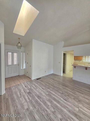991 Sunnycrest Drive, Carson City, NV 89705