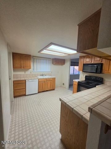 991 Sunnycrest Drive, Carson City, NV 89705