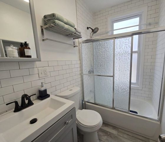 151 LINDEN AVE, Jc, Greenville, NJ 07305
