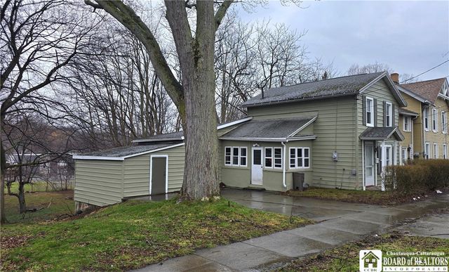 63 Eagle Street, Pomfret, NY 14063