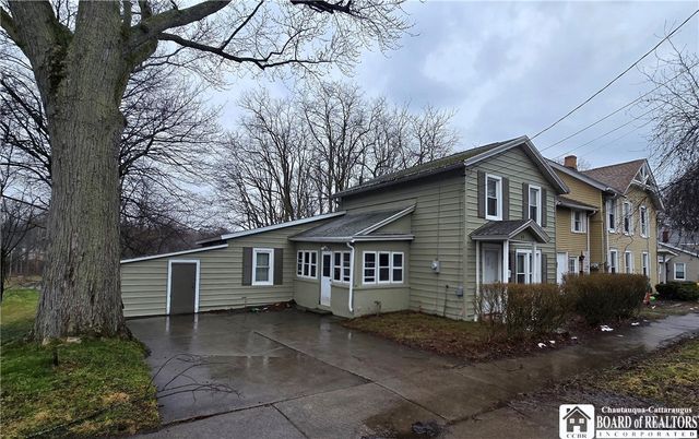 63 Eagle Street, Pomfret, NY 14063