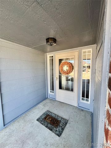 11280 S 277th East Avenue, Coweta, OK 74429