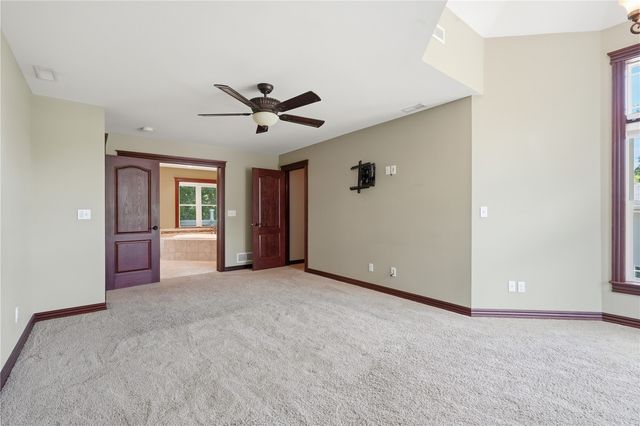 838 Augusta Court SE, Cedar Rapids, IA 52302