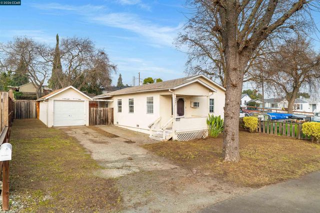 2831 Almond Street, Martinez, CA 94553