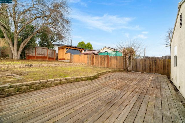 2831 Almond Street, Martinez, CA 94553