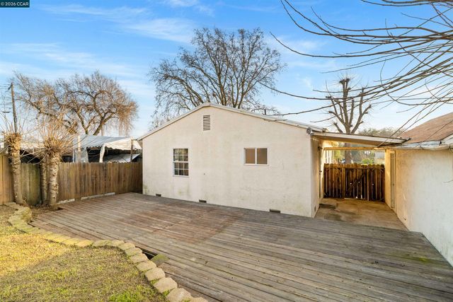 2831 Almond Street, Martinez, CA 94553