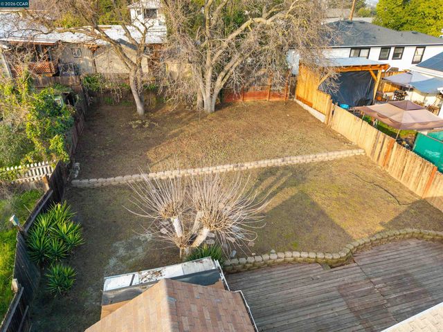 2831 Almond Street, Martinez, CA 94553