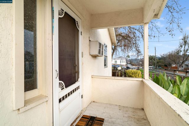 2831 Almond Street, Martinez, CA 94553