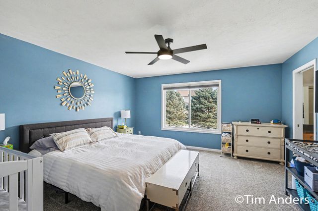 7328 Old Mission Drive NE, Rockford, MI 49341