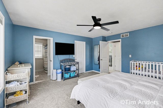 7328 Old Mission Drive NE, Rockford, MI 49341