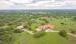 2810 Bridlewood Ranches DR, San Marcos, TX 78666