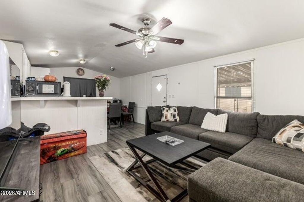 8427 W GLENDALE Avenue 15, Glendale, AZ 85305 — photo 5