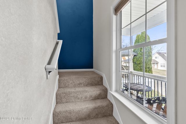 6609 Glastonburg Ln, Louisville, KY 40291