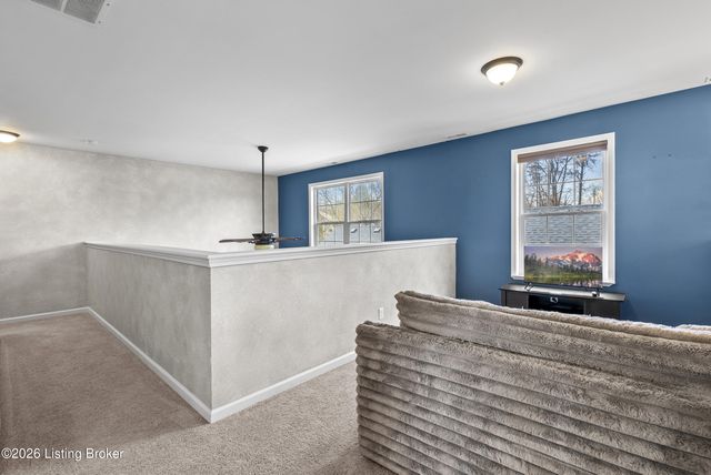 6609 Glastonburg Ln, Louisville, KY 40291