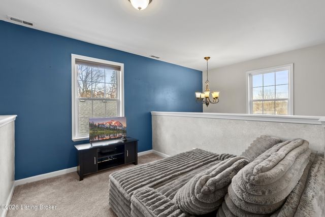 6609 Glastonburg Ln, Louisville, KY 40291