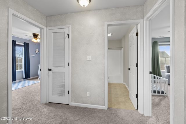 6609 Glastonburg Ln, Louisville, KY 40291