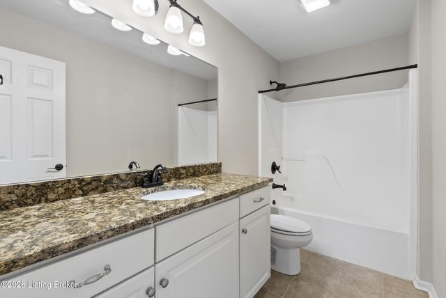 6609 Glastonburg Ln, Louisville, KY 40291