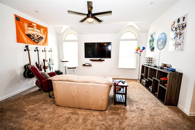 4305 Curlew Lane, Garland, TX 75043