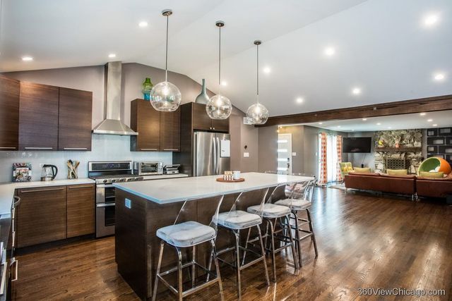 15329 Sunset Ridge Drive, Orland Park, IL 60462