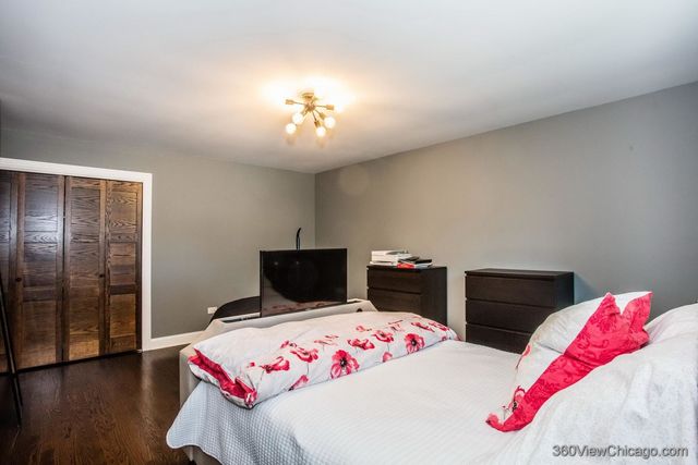 15329 Sunset Ridge Drive, Orland Park, IL 60462