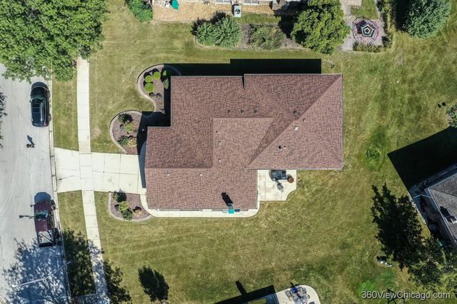 15329 Sunset Ridge Drive, Orland Park, IL 60462