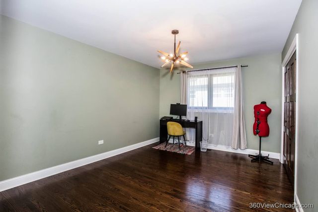 15329 Sunset Ridge Drive, Orland Park, IL 60462