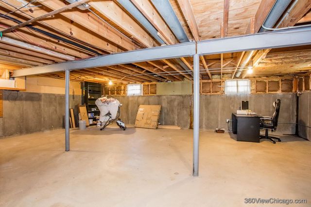 15329 Sunset Ridge Drive, Orland Park, IL 60462