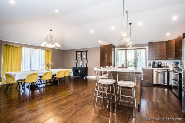15329 Sunset Ridge Drive, Orland Park, IL 60462