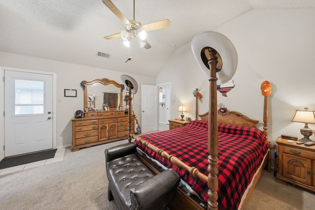 7600 Chapman Drive, North Richland Hills, TX 76182
