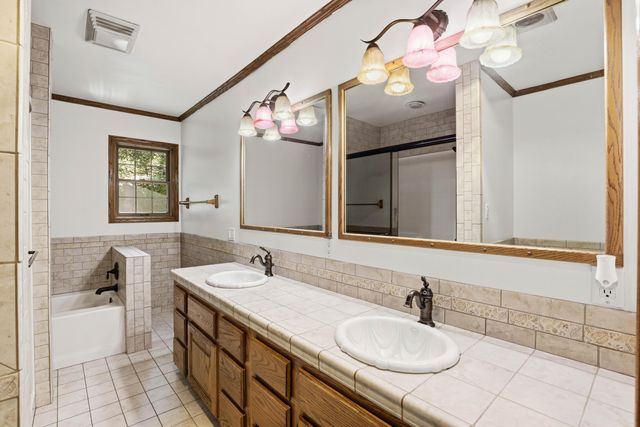 301 Red Spur Drive, Grants Pass, OR 97527