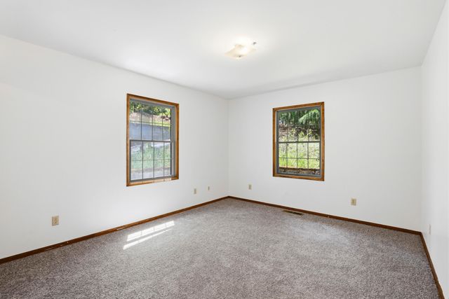 301 Red Spur Drive, Grants Pass, OR 97527
