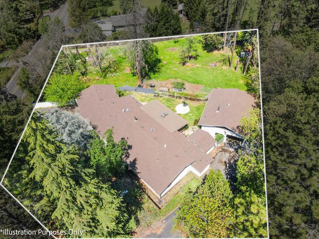 301 Red Spur Drive, Grants Pass, OR 97527